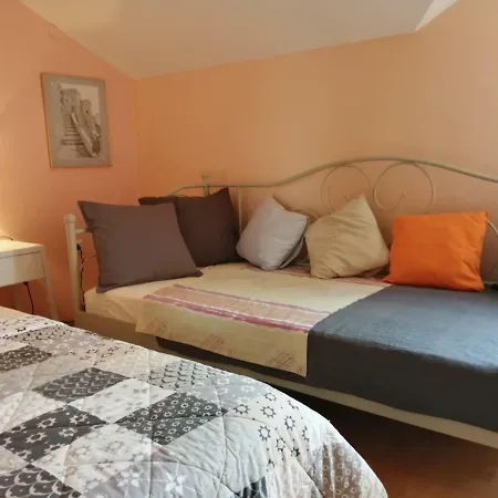 Tamara Apartamento Sukošan