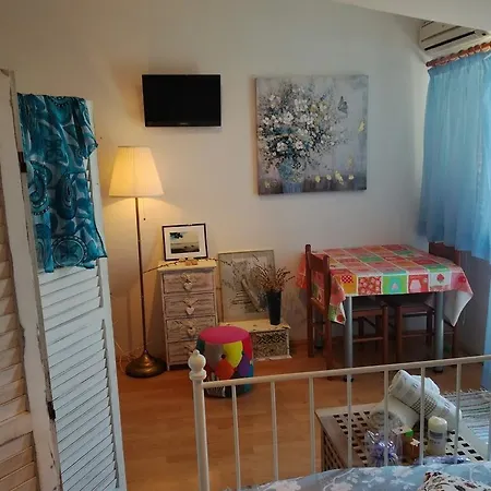 Tamara Apartment Sukosan